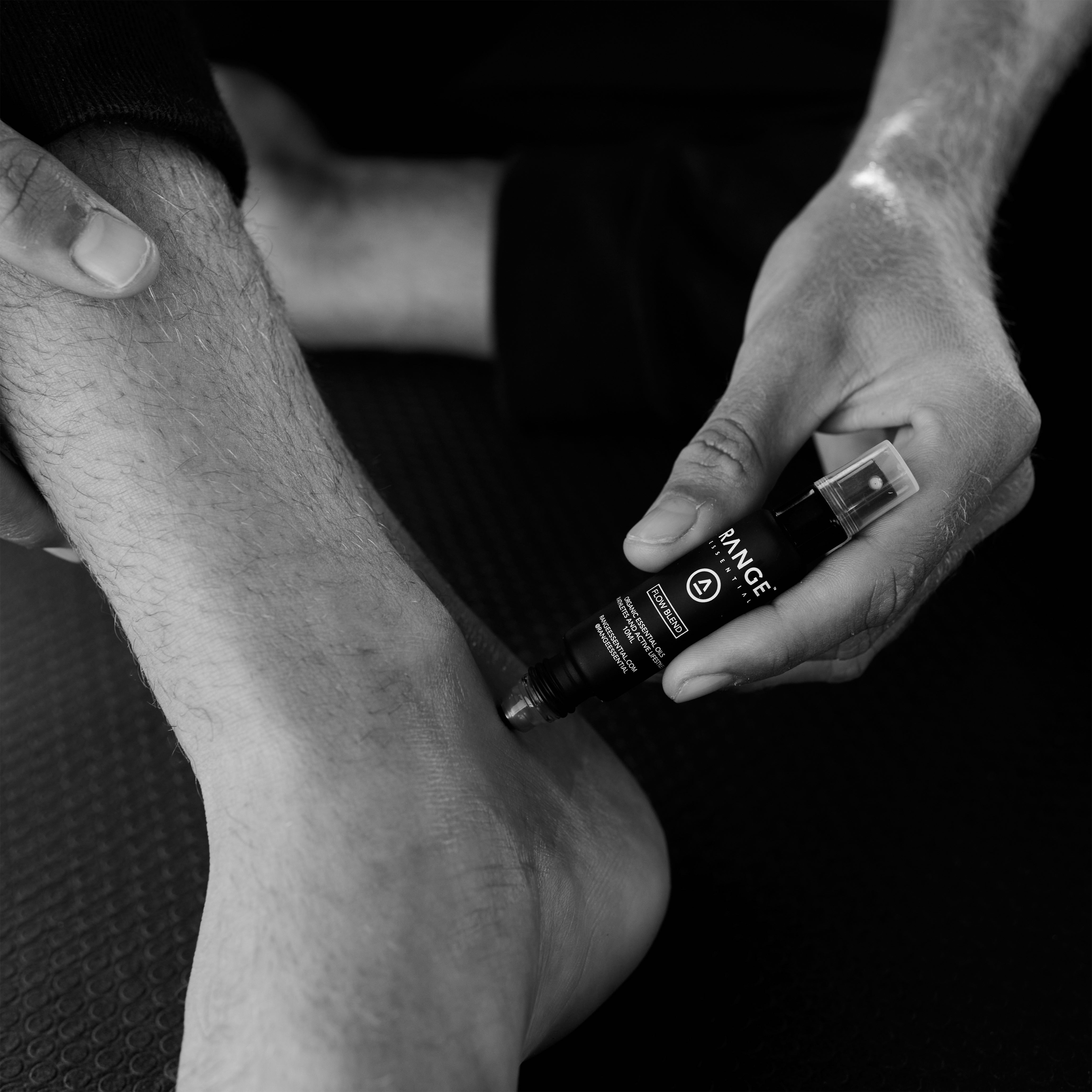 10 ML FLOW BLEND SPROLLER + FREE 1 ML ROLLER